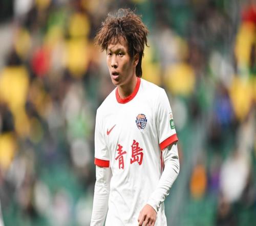 重庆铜梁龙保级稳了5年合约锁定05后多面手，曾全运会带队夺冠