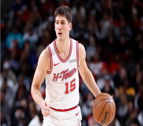 火箭不仅没有发挥出探花郎的优点，反而暴露了他的各种缺点