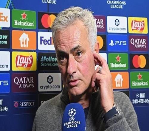 穆里尼奥：我赛后向阿韦洛亚道歉了