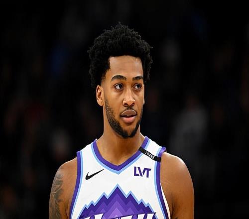 面对快船单节拿下11分，但爵士对于这位强力得分手依然不太重视