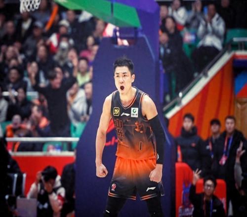 12点46分！山东男篮2大主力有情况，无缘战广厦，2新人有望成奇兵