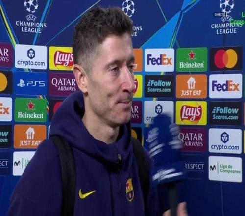 莱万：有两周周中不用踢比赛是好事，应该好好准备联赛