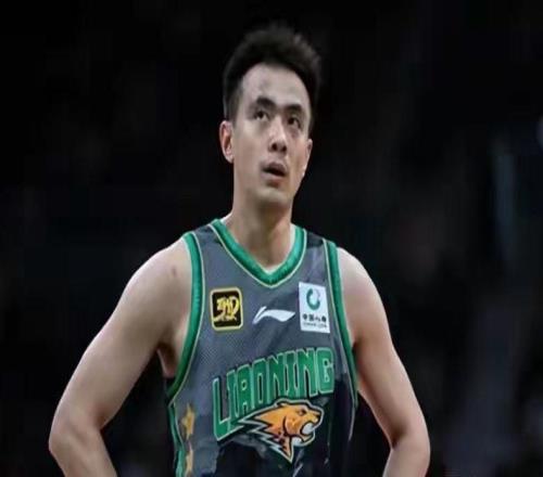 辽宁队惨败宁波，再收两大坏消息，赵继伟心态崩了，杨鸣太明智