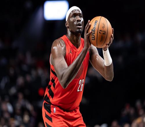 开拓者伤情更新！里斯接受右脚手术赛季报销两大后卫接近复出