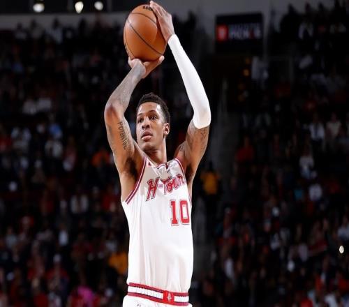 除了平庸还是平庸，火箭与他完成提前续约真是莫名其妙的行为