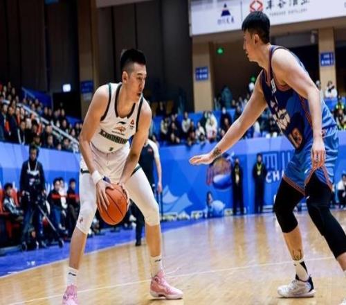 辽宁男篮拒绝输球！全力击败天津队，亨特爆发，央视直播