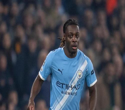 欧冠伤退，多库社媒：祈祷能够早日康复