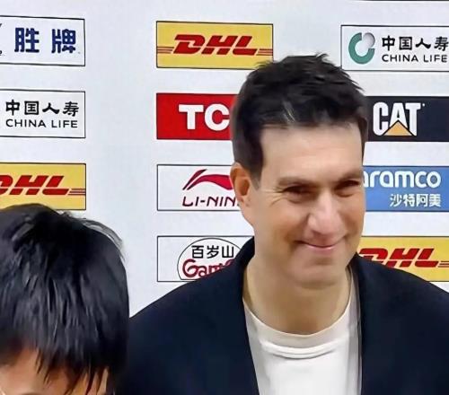 队史首胜辽宁宁波主教练一针见血评输球原因杨鸣和乌戈都救不了