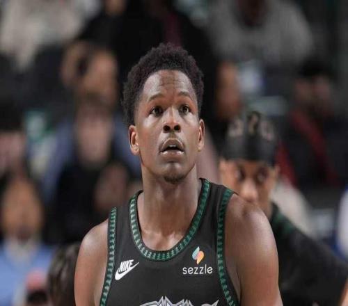 升前六！森林狼双杀三状元伤停独行侠华子复出20分兰德尔31分