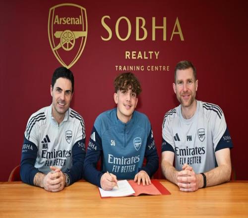 官方：阿森纳与道曼签订预合同，待球员满17岁将签署职业合同