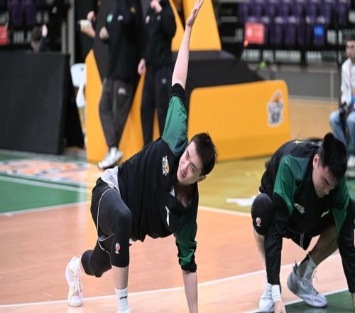 5消息！宁波创造2大队史，继伟工作室喊话辽篮，3人打出生涯之夜