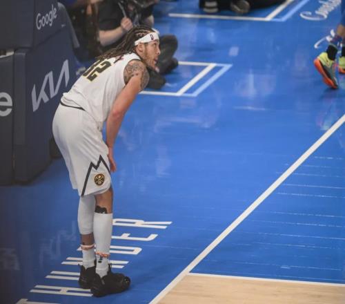 不打了！1年3次腿筋拉伤！总冠军前锋正式休战