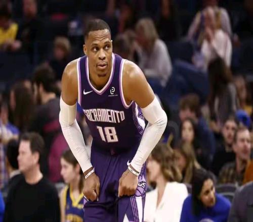 施罗德27分NBA国王111比113不敌76人马克西40分