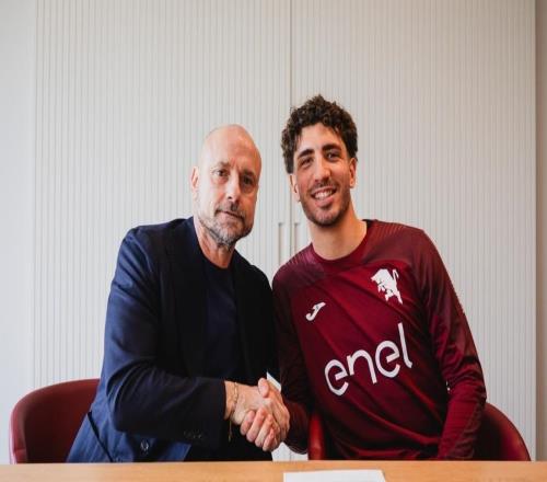 官方：那不勒斯后卫马里亚努奇租借加盟都灵