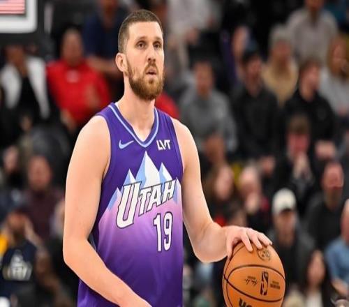 Shams确认！火箭底牌曝光，8大交易，哪一笔值得