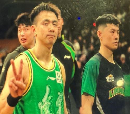 饼王准三双！赵继伟12+6+9，鄢手骐18+2,王岚嵚22+3,辽篮双杀天津