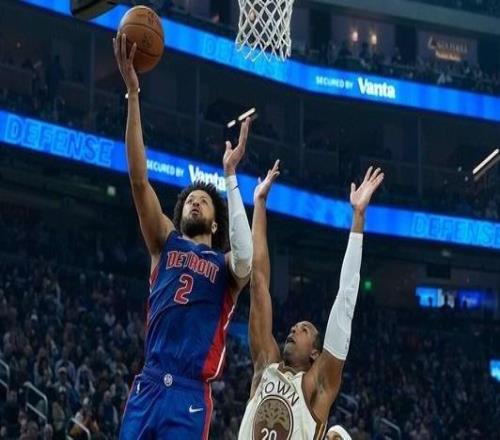 坎宁安29+11库里23分伤退活塞力克勇士