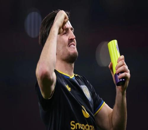 记者：马奎尔已做好续约准备，但曼联有意拖延