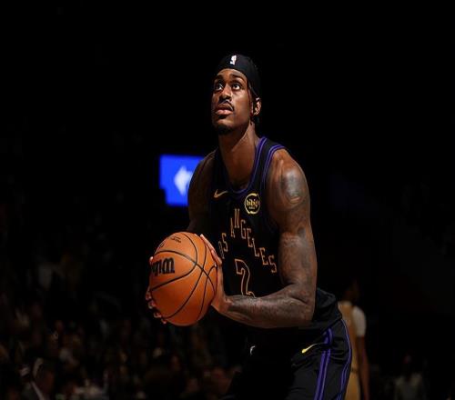 难得打出了攻守兼备的表现，湖人还是没有激发出锋线大闸的潜能