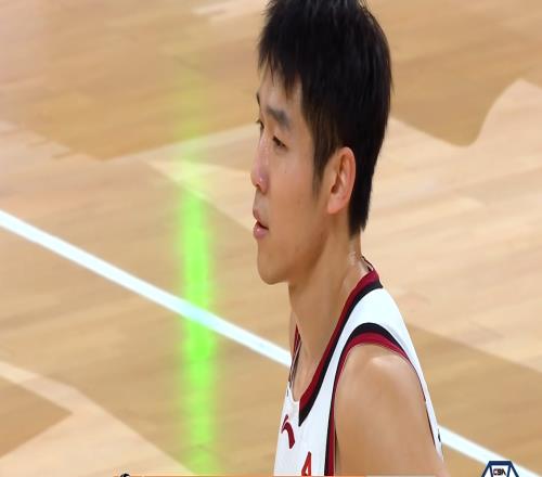 辣眼！德比战全员哑火，单节6分三分打30铁，浙江3顶薪成最大战犯