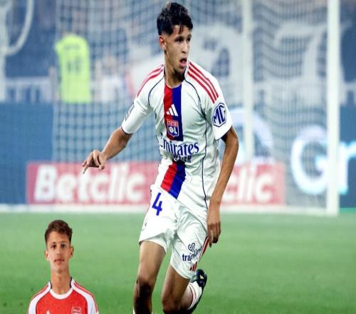18岁法国全能神童横空出世，身价600万欧，西甲英超多家豪门疯抢