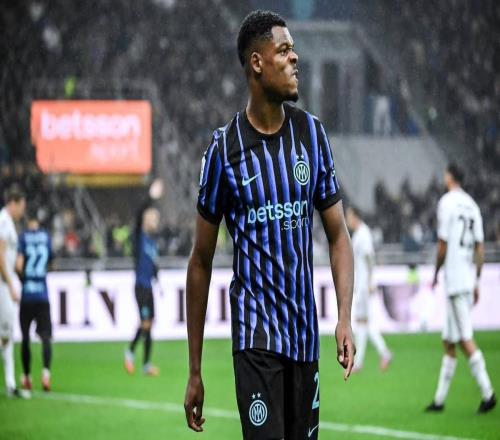 记者：利物浦目前只是在了解邓弗里斯的情况，并未开启谈判