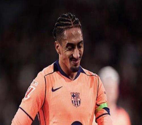 每体：拉菲尼亚在髂腰肌区域出现不适，被预防性换下