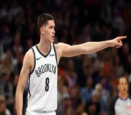 NBA常规赛篮网2726领先爵士