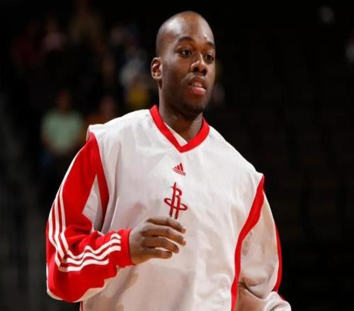 二轮秀出身，为火箭拼掉7颗牙齿，外号“神鸟”兰德里后来去哪了