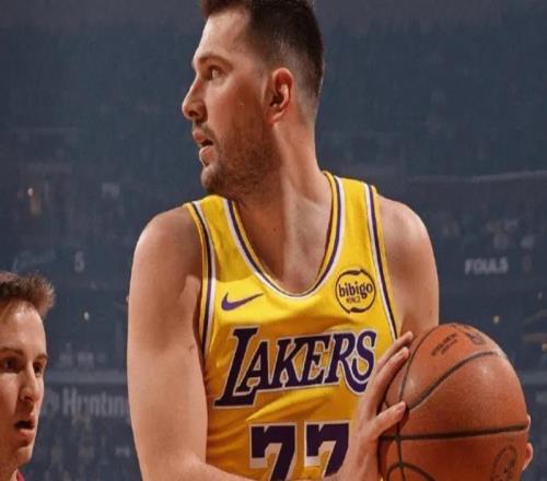 惨败骑士！老詹11+3泪洒赛场，东契奇空砍29+6，湖人要迎来新结局