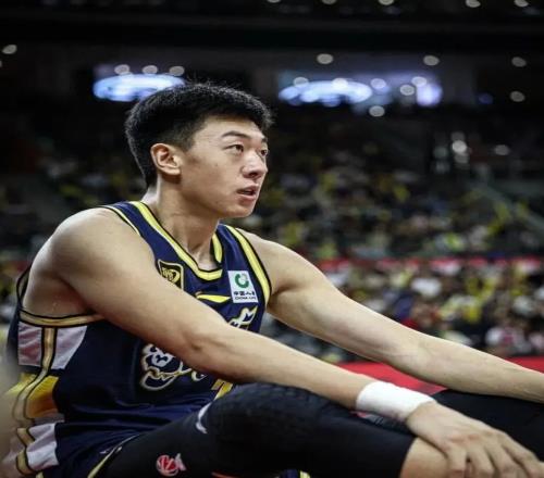 CBA窗口期即将开启！广东队有意新疆2米14高塔，杜锋补短板要冲冠