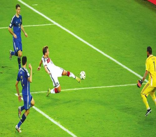 被誉为顶级天才，22岁闪耀世界杯，天选之子的格策后来去了哪里