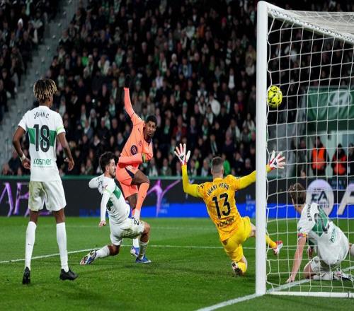 疯狂浪费良机！弗里克捶地愤怒，巴萨尴尬1战，亚马尔MVP惊艳全场