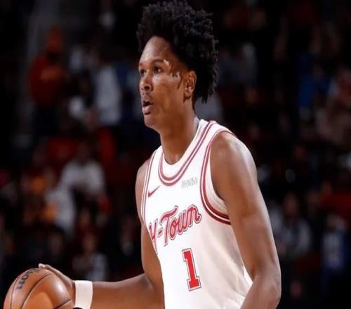 场均16+8+7！失误1.6次联盟顶级，美媒晒阿门数据，火箭因祸得福