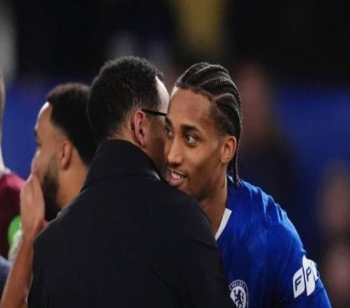 罗塞尼尔中场神奇三连换，三人2球2助导演切尔西大逆转