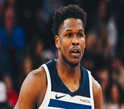 4连胜重返西部前六！兰德尔27+7+7华子33分，森林狼复仇灰熊