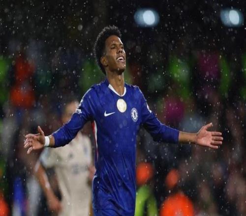 跟队：埃斯特旺因个人原因缺席切尔西比赛，球员已返回巴西