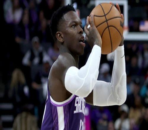 名垂青史，骑士丹尼斯施罗德生涯第8次交易，刷新NBA历史纪录