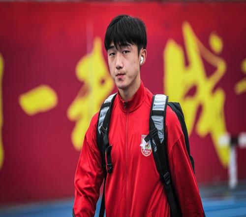 中超变天了深圳新鹏城又签下一名国脚，“零罚分”优势冲击亚冠