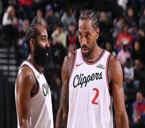 我不配全明星快船24分大胜！他爆抢20板！