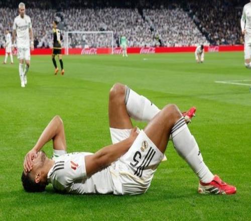 龙赛罗：贝林厄姆受伤倒地时还有人嘘他，这太卑劣了