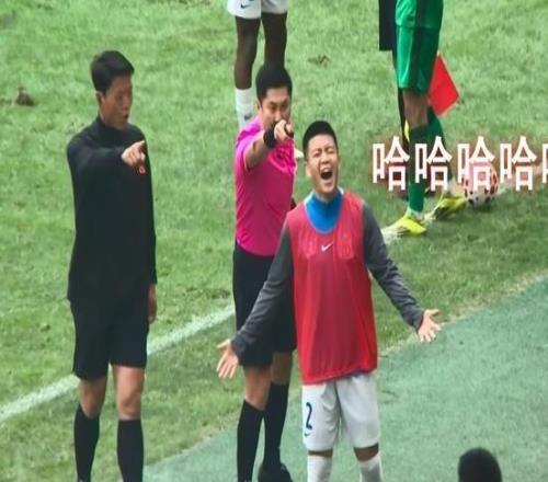 �������з��г�������ʱ�ƣ�����ŭָ���껨�油������������Ц