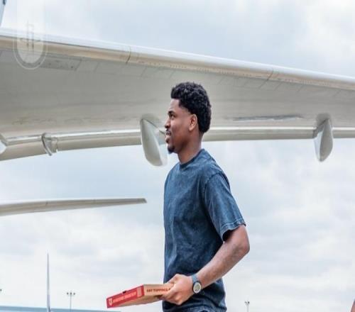 2��17��������5�����֣�����������ػ��ֻ����ڶȿ�һ���̻�2��