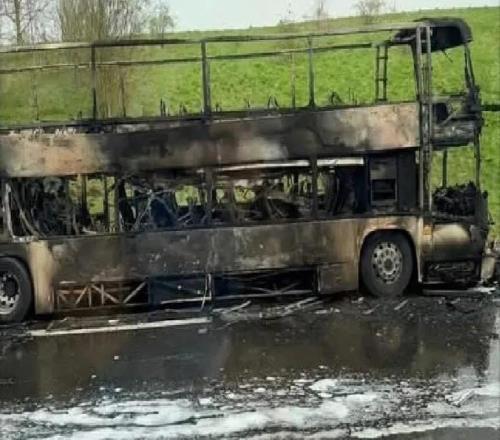 �������Դ��Ӣ��������ǰ�ڸ����������������������