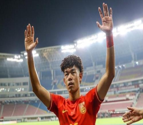 ���ߣ���С������ճ������Ų���ʵ�����������ع��ൺ������