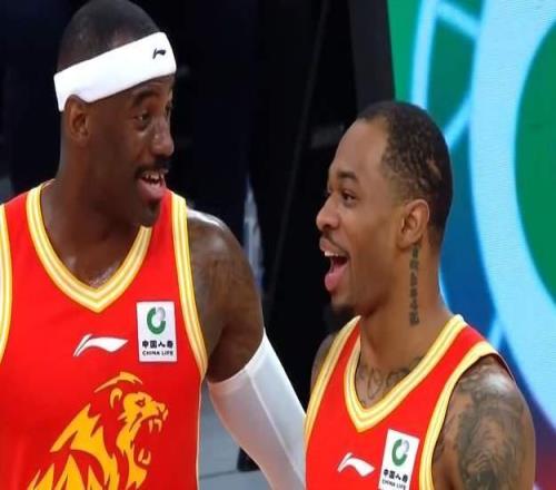 ����Ǯ����2000����������ھ�׬������˫ϲ������ȫ����2����