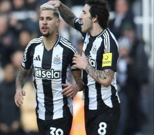 ��������������������λ������7000��������ǩ������˹��һ����