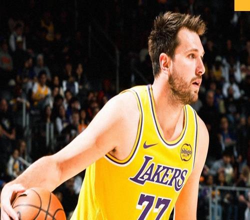 ������Ե16����ת���ս�9��ʤ��������32��6����˹���ز����滻