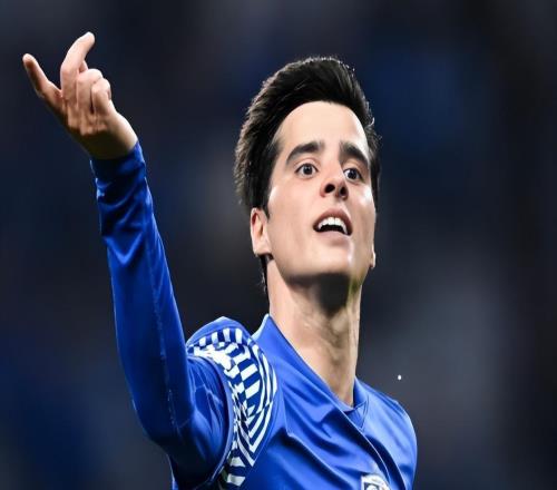 �ոս����Ъ�ڣ��Ϻ��껨�ͽ���ӭ��3����ϲѶ��Ц���г�����Ϸ