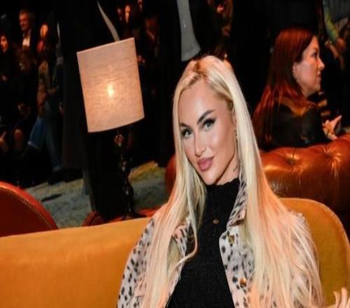 �����Ը�Ů��Ա������ɯ�������ٽ���Σ�����������ջص�ӢŮ��